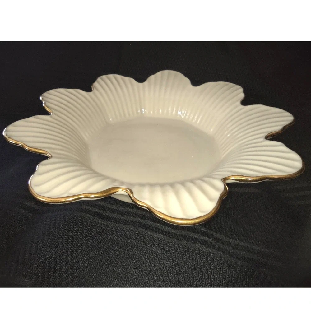 Lenox Meridian Collection Candy Dish‎ Scalloped Gold Rim Cream